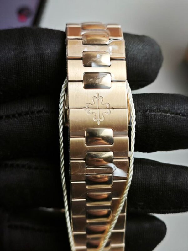 Patek Philippe Nautilus 5712/1R-001 Moon Phase Power Reserve Watch