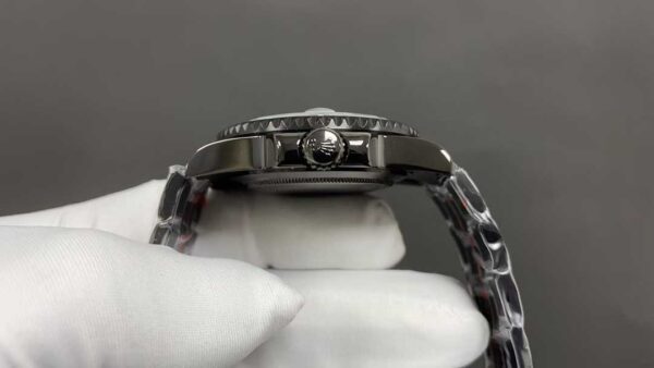 Rolex Submariner DiW Carbon Fiber Modified Watch