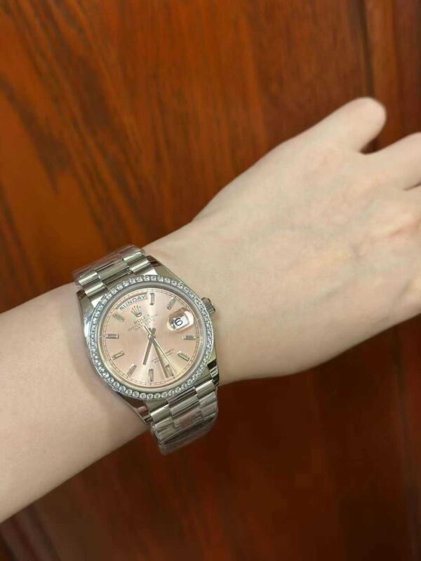 Rolex Day-Date series automatic mechanical watch (commonly known as "DD")