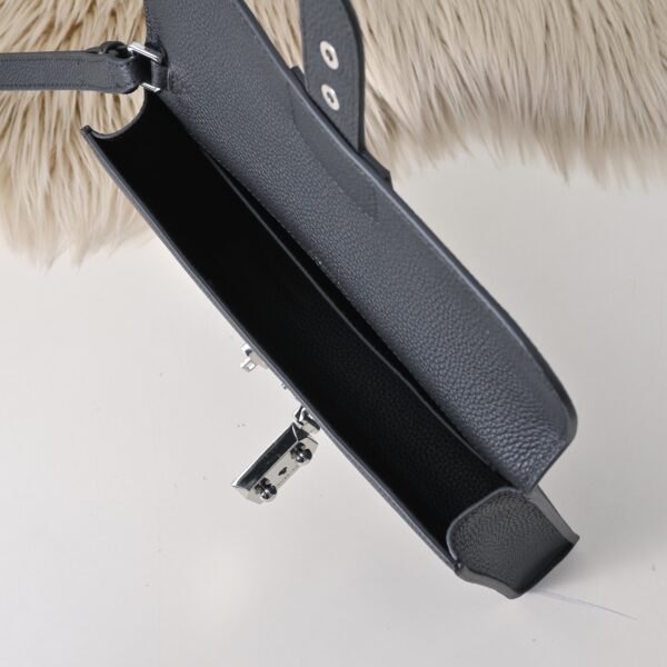 Montblanc Men's Clutch Bag (Black Grained Leather)