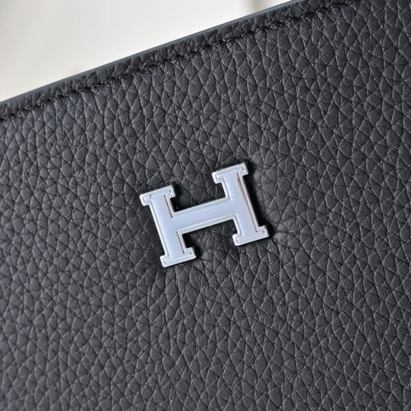 Hermès men's clutch bag (black grained calfskin)