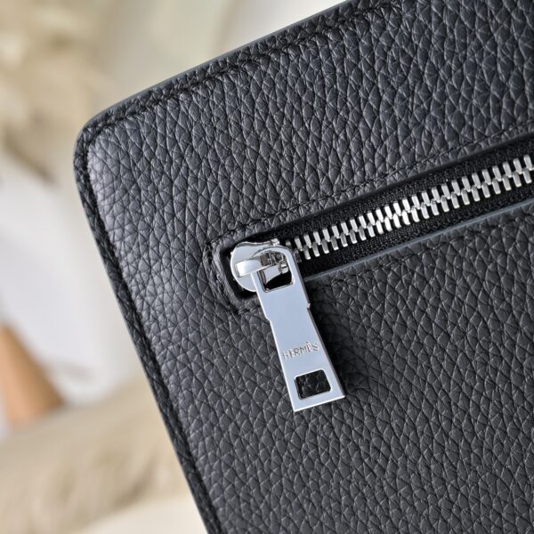 Hermès men's clutch bag (black grained calfskin)