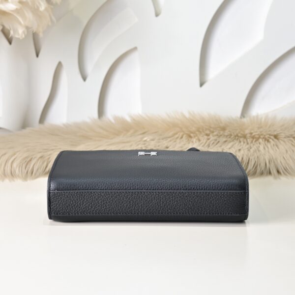 Hermès men's clutch bag (black grained calfskin)