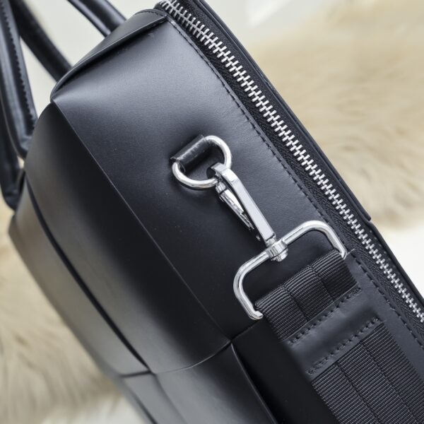Bottega Veneta Arco series men's briefcase (black calfskin leather)