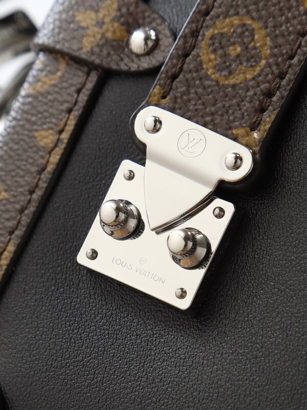 Louis Vuitton Side Trunk series soft box bag (black with monogram pattern)