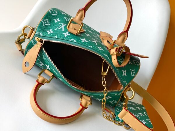 Louis Vuitton Speedy Bandoulière 25 Pillow Bag (Green Embossed Leather)