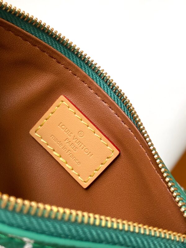 Louis Vuitton Speedy Bandoulière 25 Pillow Bag (Green Embossed Leather)