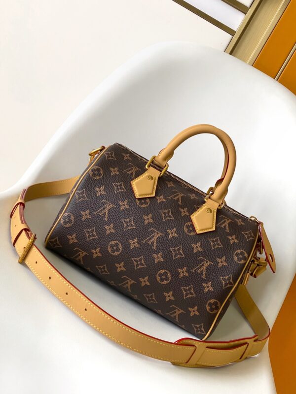 Louis Vuitton Speedy Bandoulière 25 Pillow Bag (Classic Monogram Pattern)