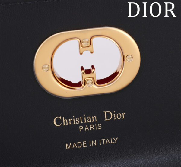 Dior Miss Dior Mini Handle Flap Bag (Patent Leather)
