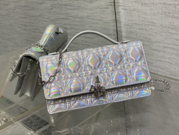 Dior Miss Dior series mini handle flap bag (limited edition laser patent leather)